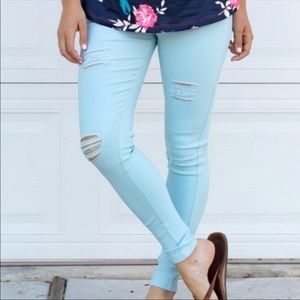 Size 6/8 Distressed Jean Leggings/ Runs very small